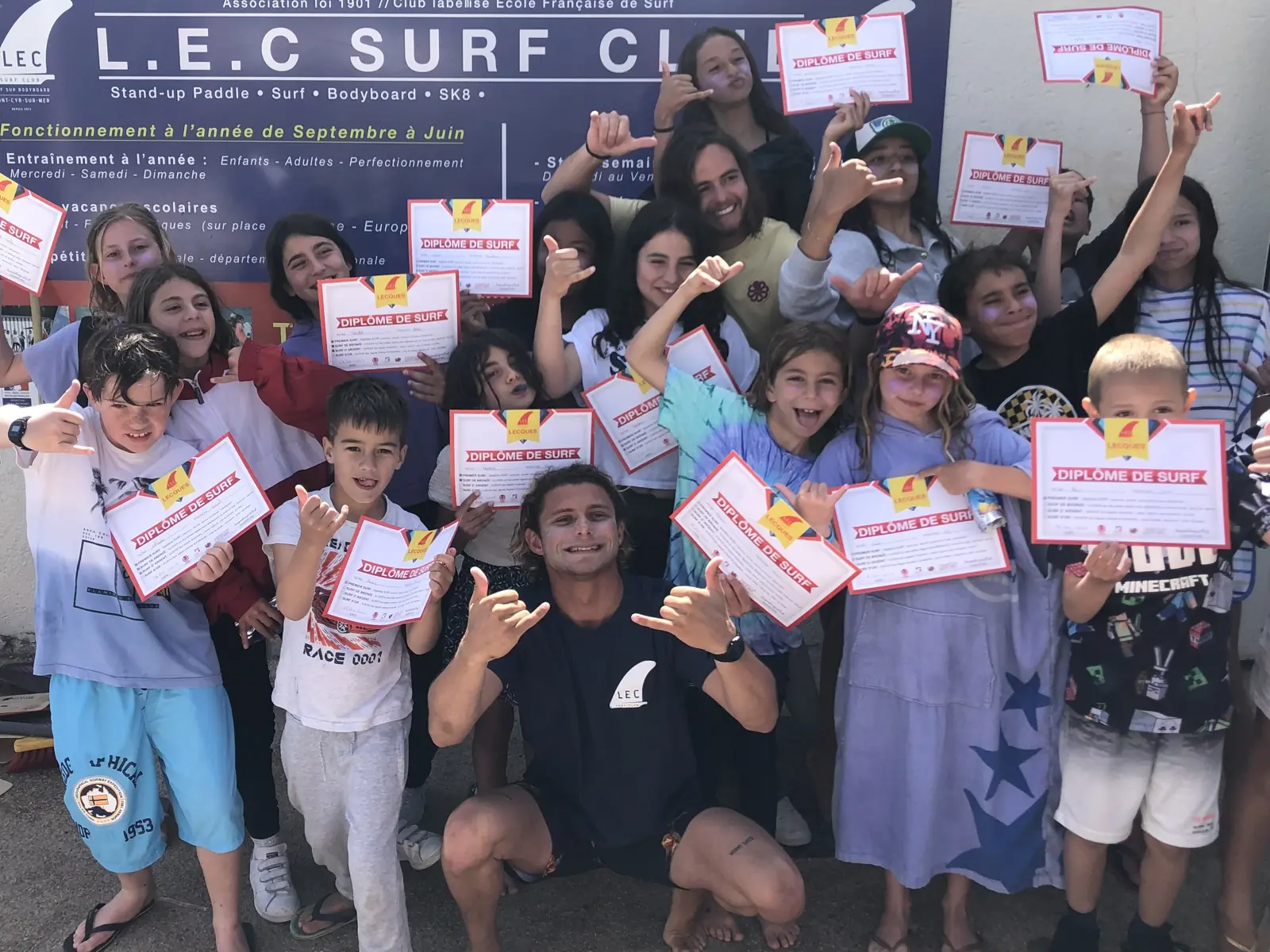 Remise des diplômes en fin de stage de surf