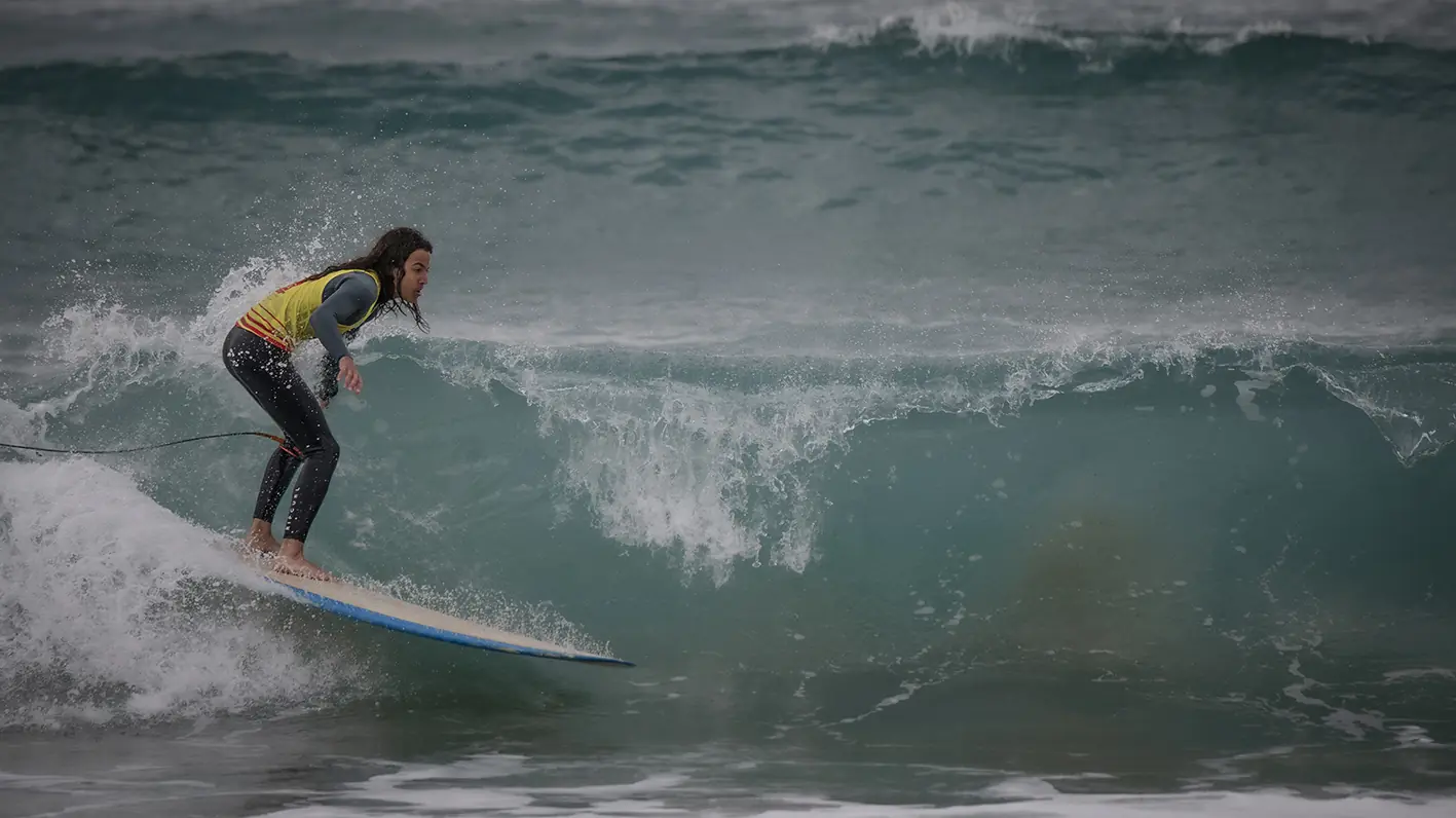 Vague en hiver sur le spot des Lecques